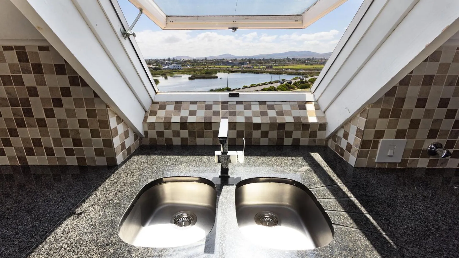 Apartment Dolphin Beach H301 Bloubergstrand