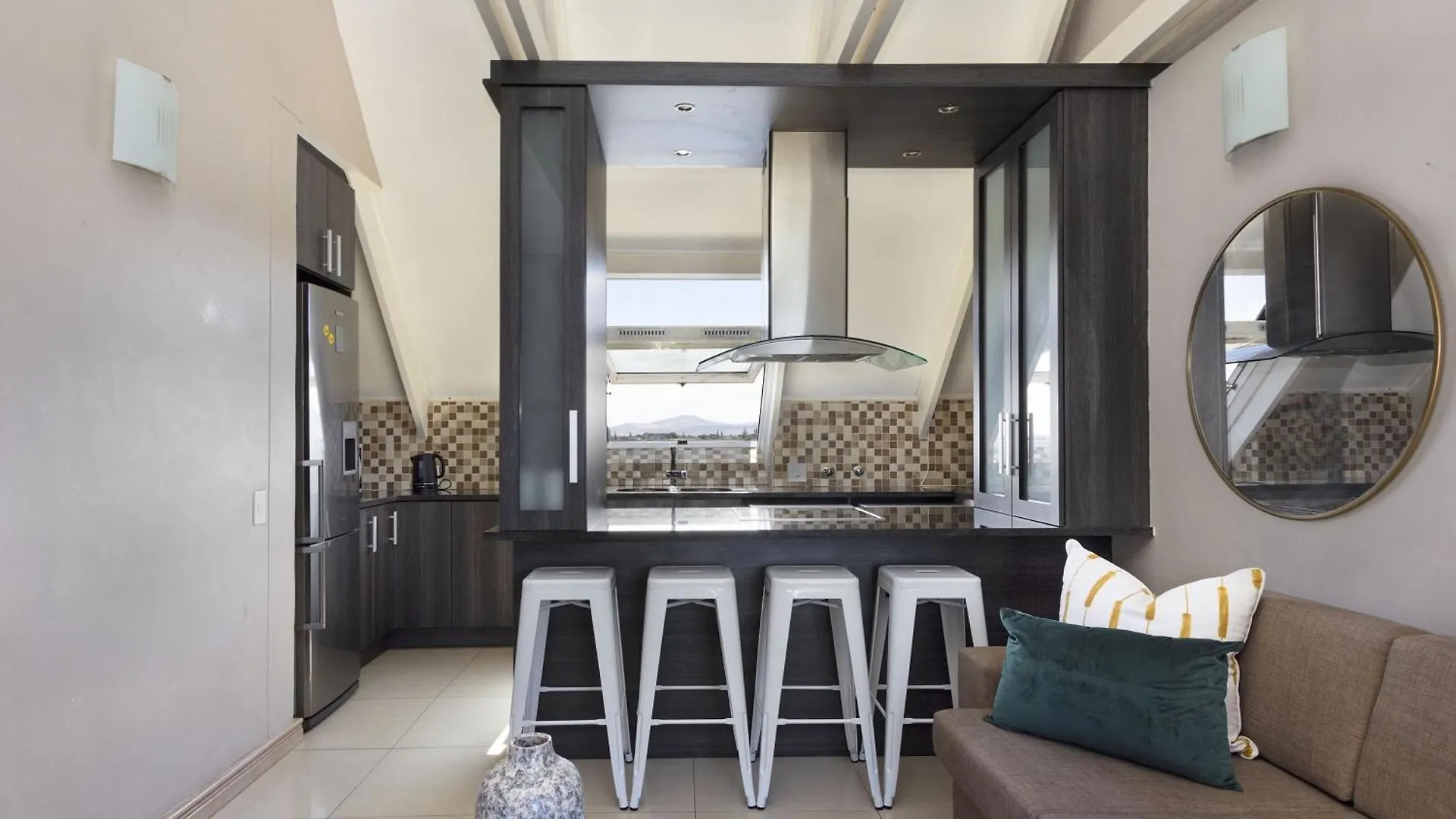 Dolphin Beach H301 Bloubergstrand Apartment