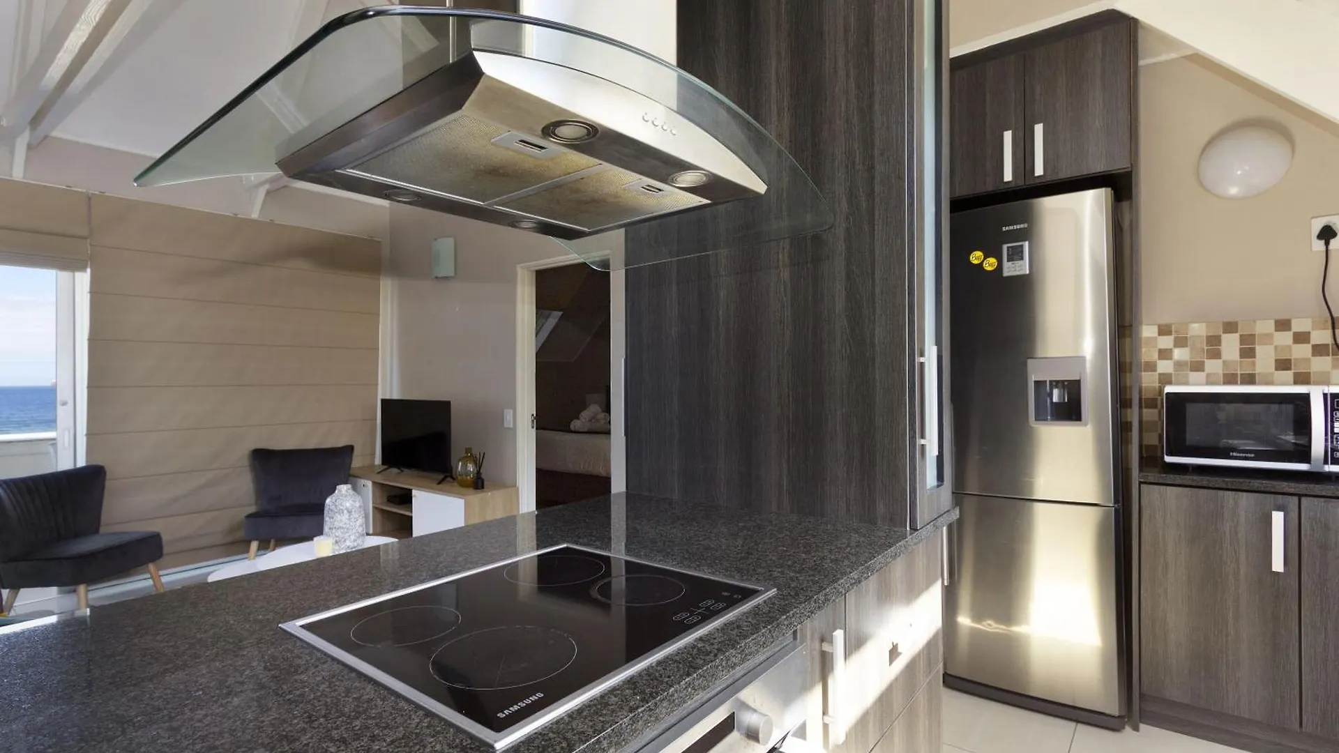 Apartment Dolphin Beach H301 Bloubergstrand